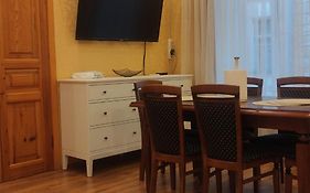 Апартаменты Успенская 16.